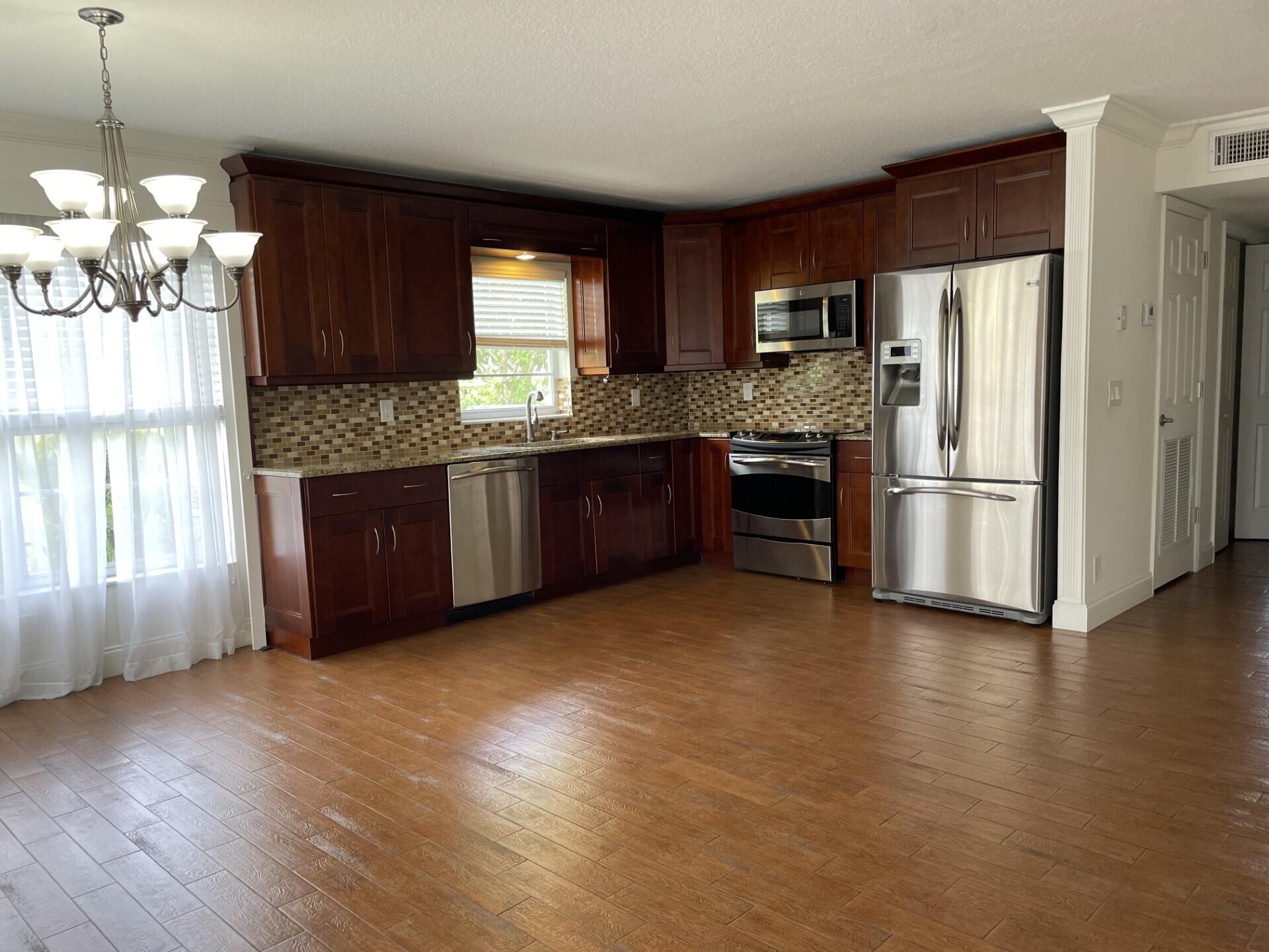 101 Wellington L