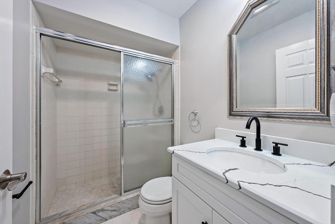 9170 SE Riverfront Terrace H