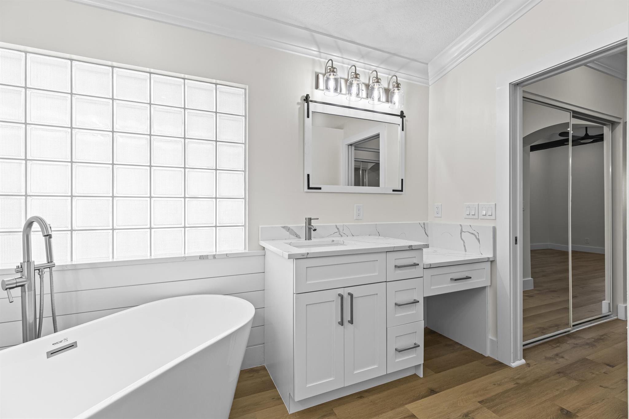 7135 Lombardy Street