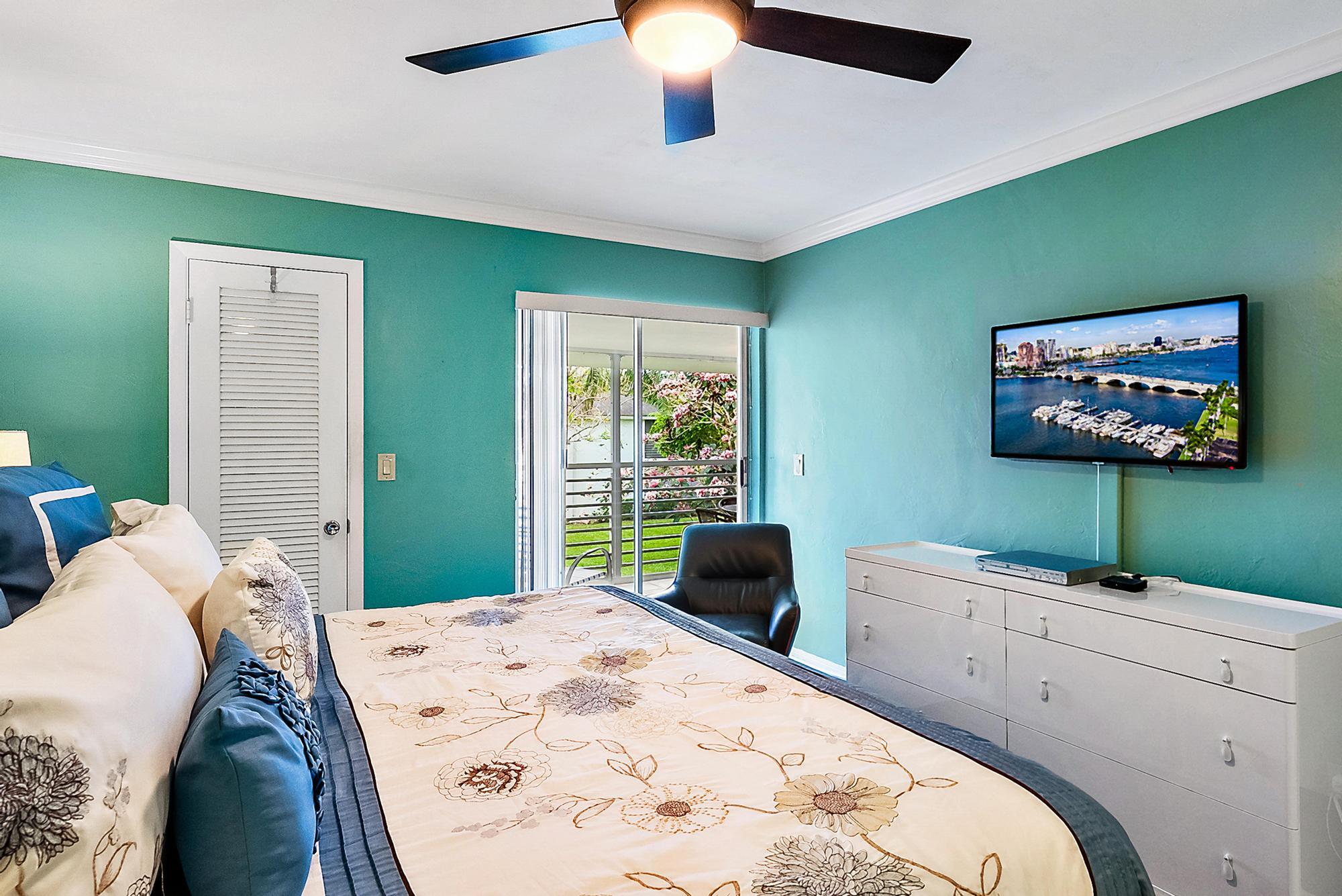 4 Westwood Avenue 204h