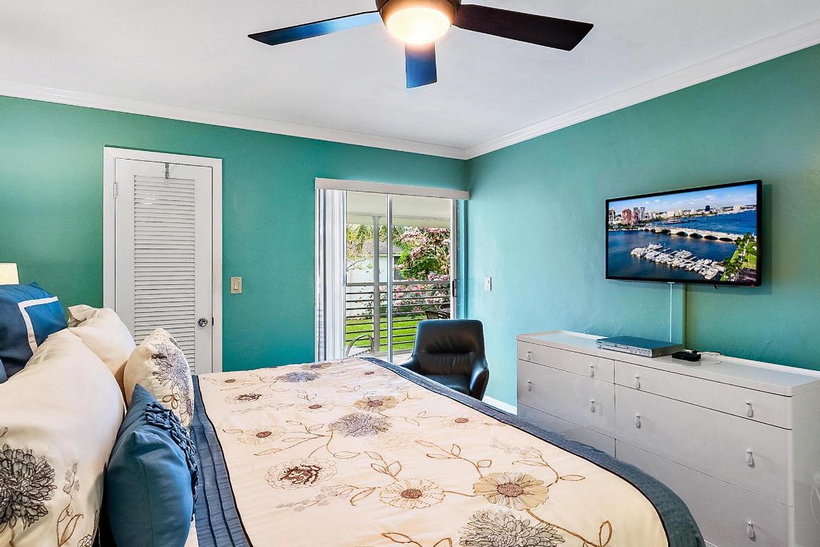 4 Westwood Avenue 204h