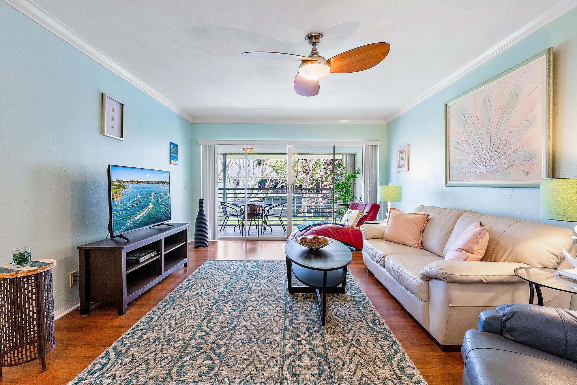 4 Westwood Avenue 204h