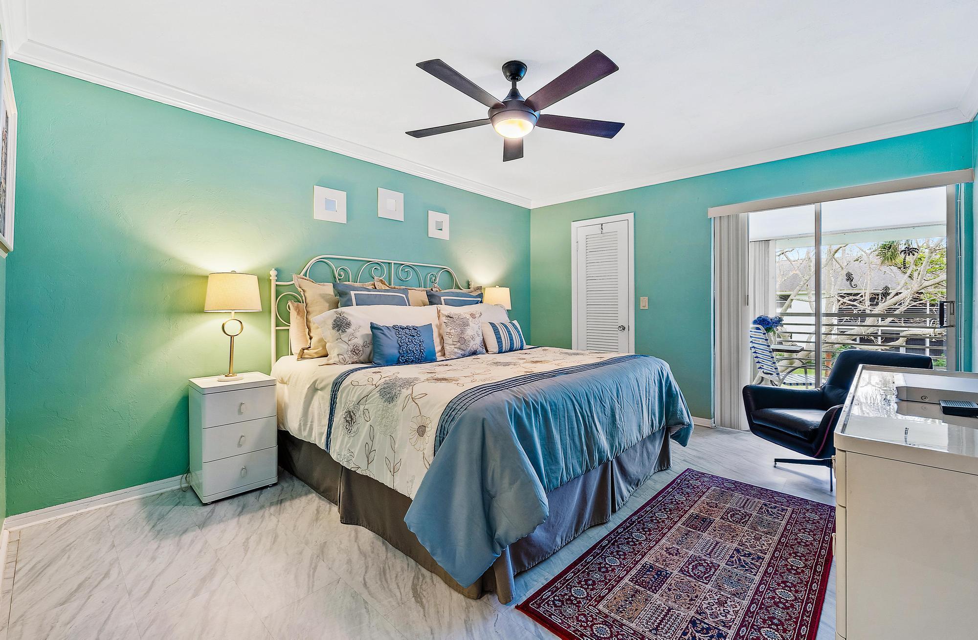 4 Westwood Avenue 204h