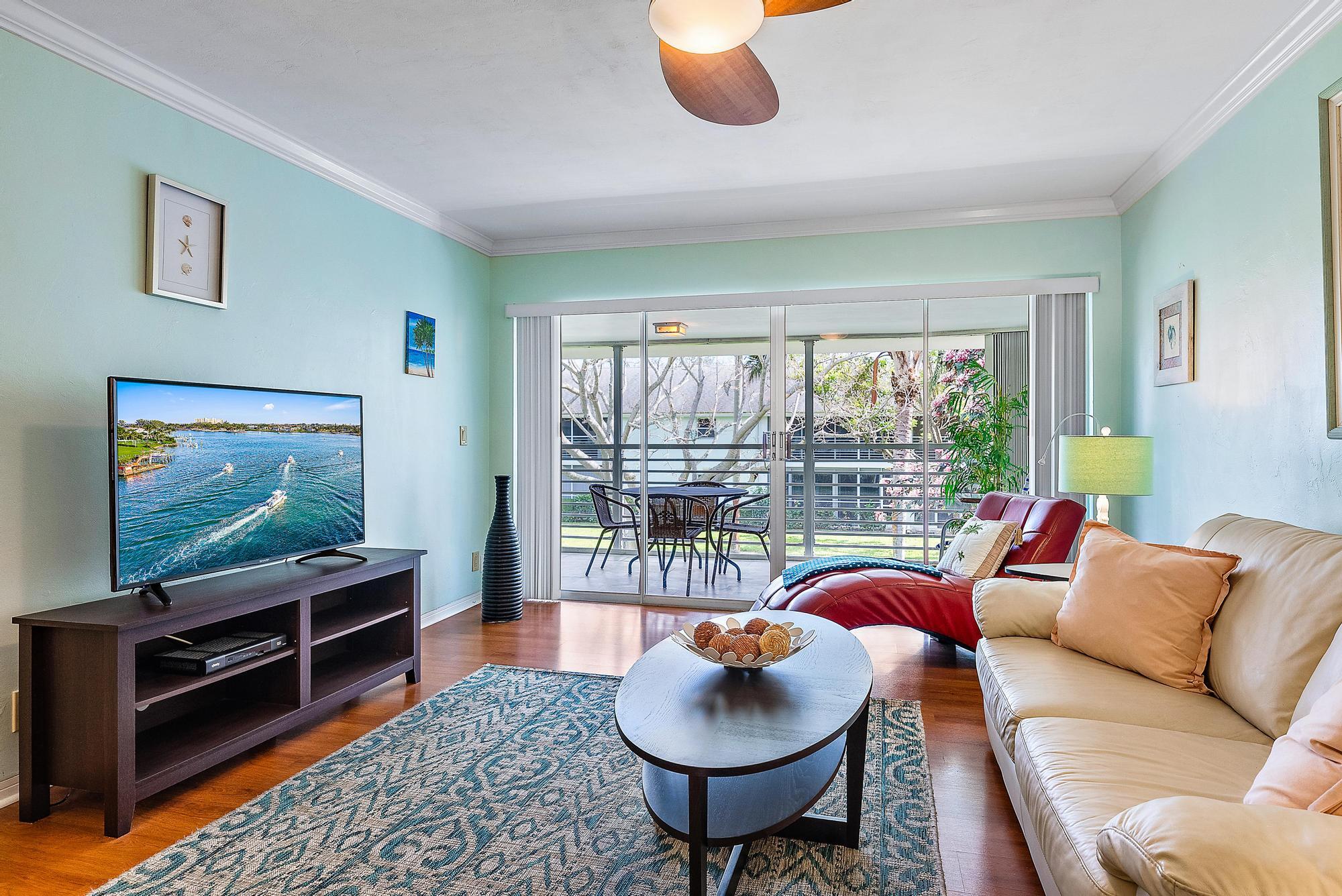 4 Westwood Avenue 204h