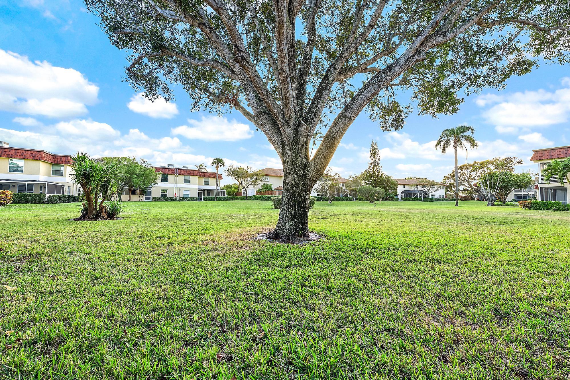 717 S Us Highway 1 405