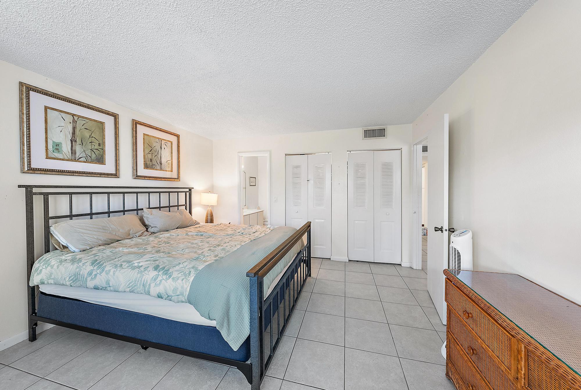 717 S Us Highway 1 405