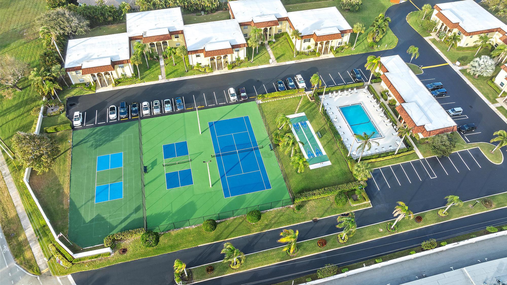 717 S Us Highway 1 405