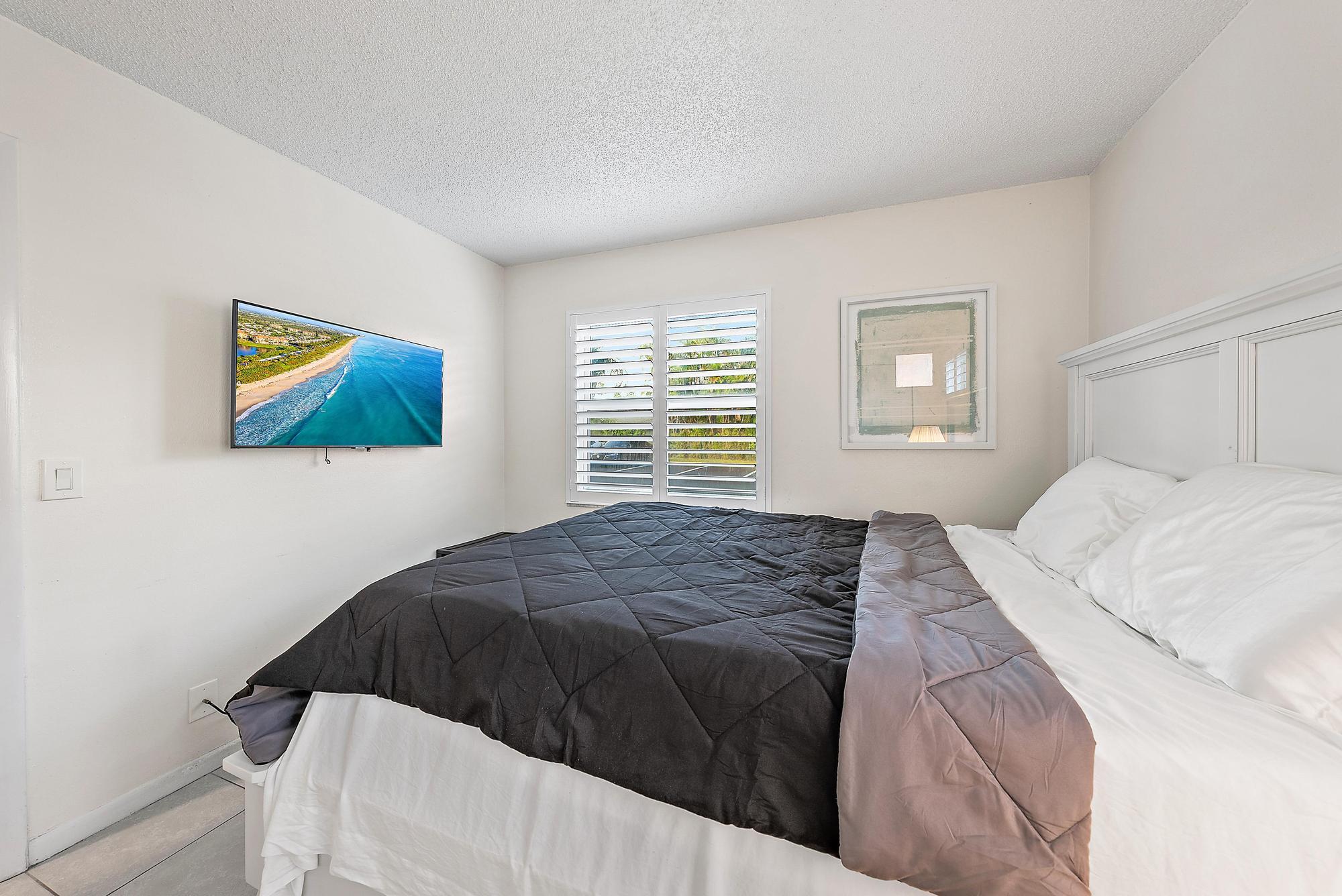 717 S Us Highway 1 405