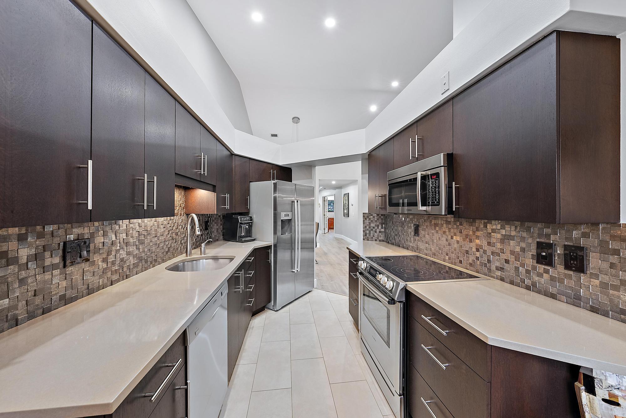 17316 Boca Club Boulevard 1006