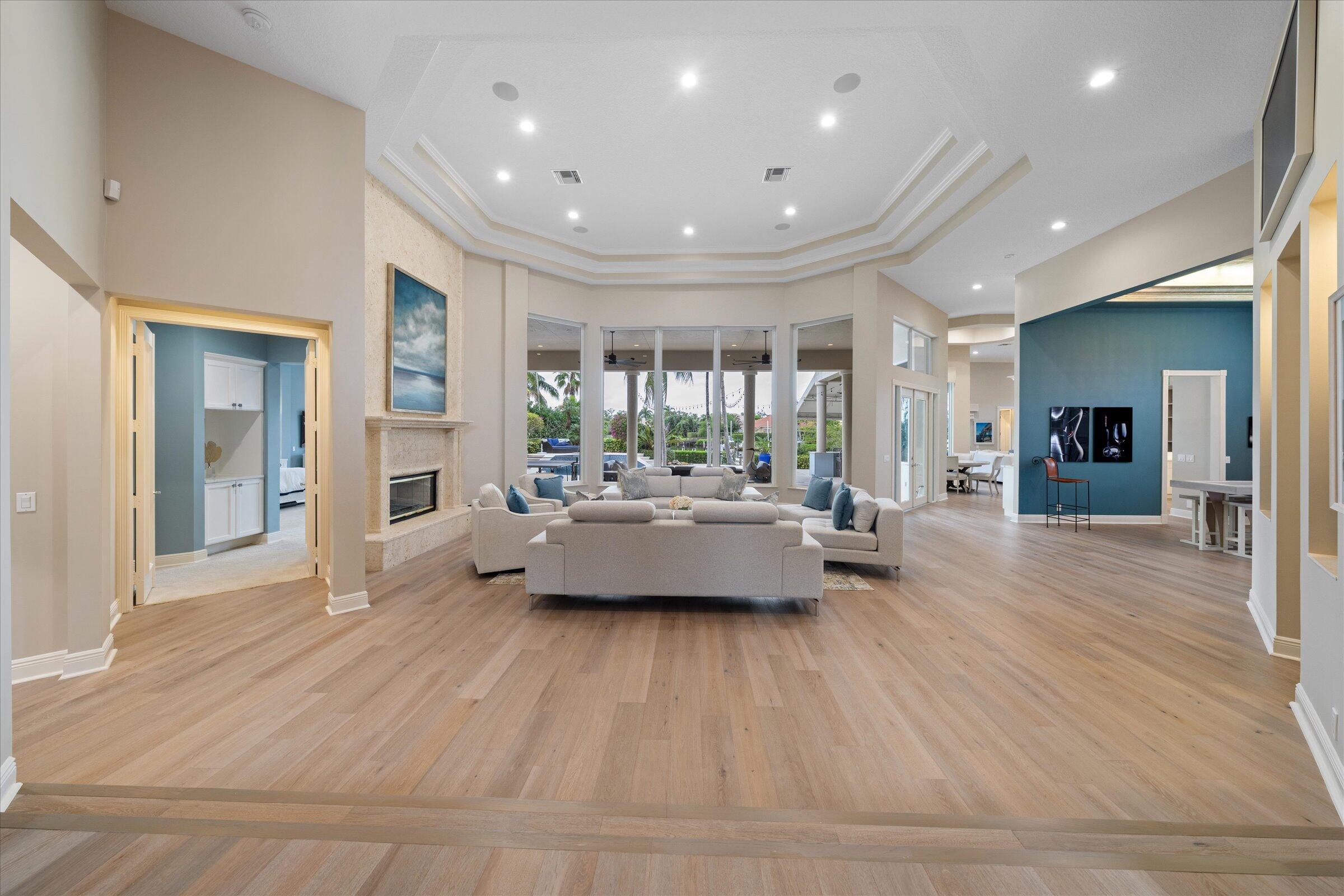 18808 SE Windward Island Lane