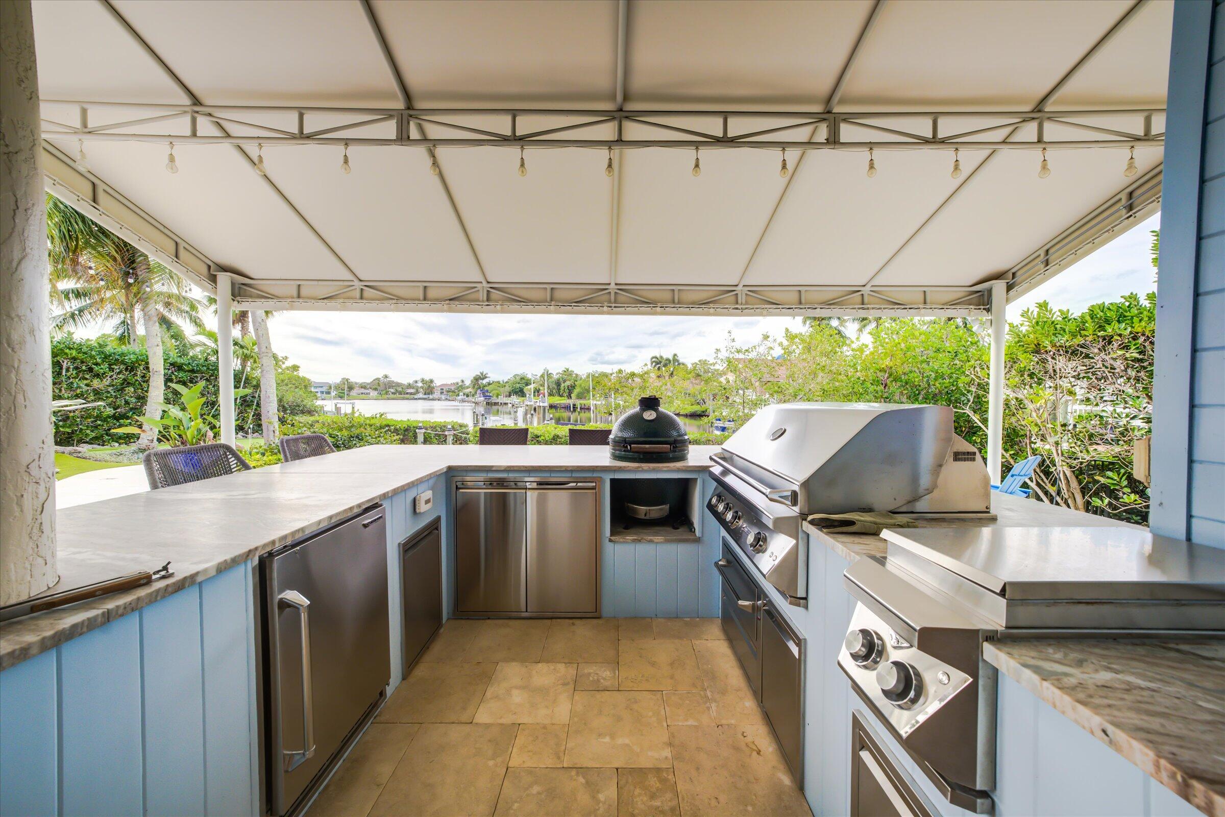 18808 SE Windward Island Lane