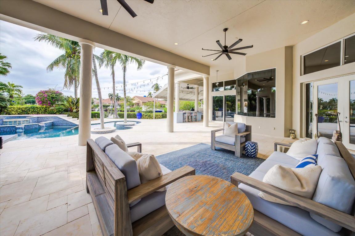 18808 SE Windward Island Lane