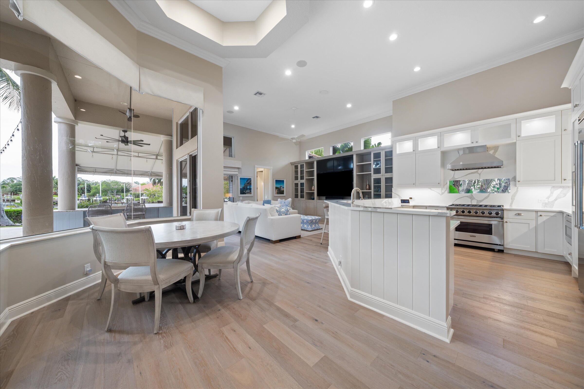 18808 SE Windward Island Lane