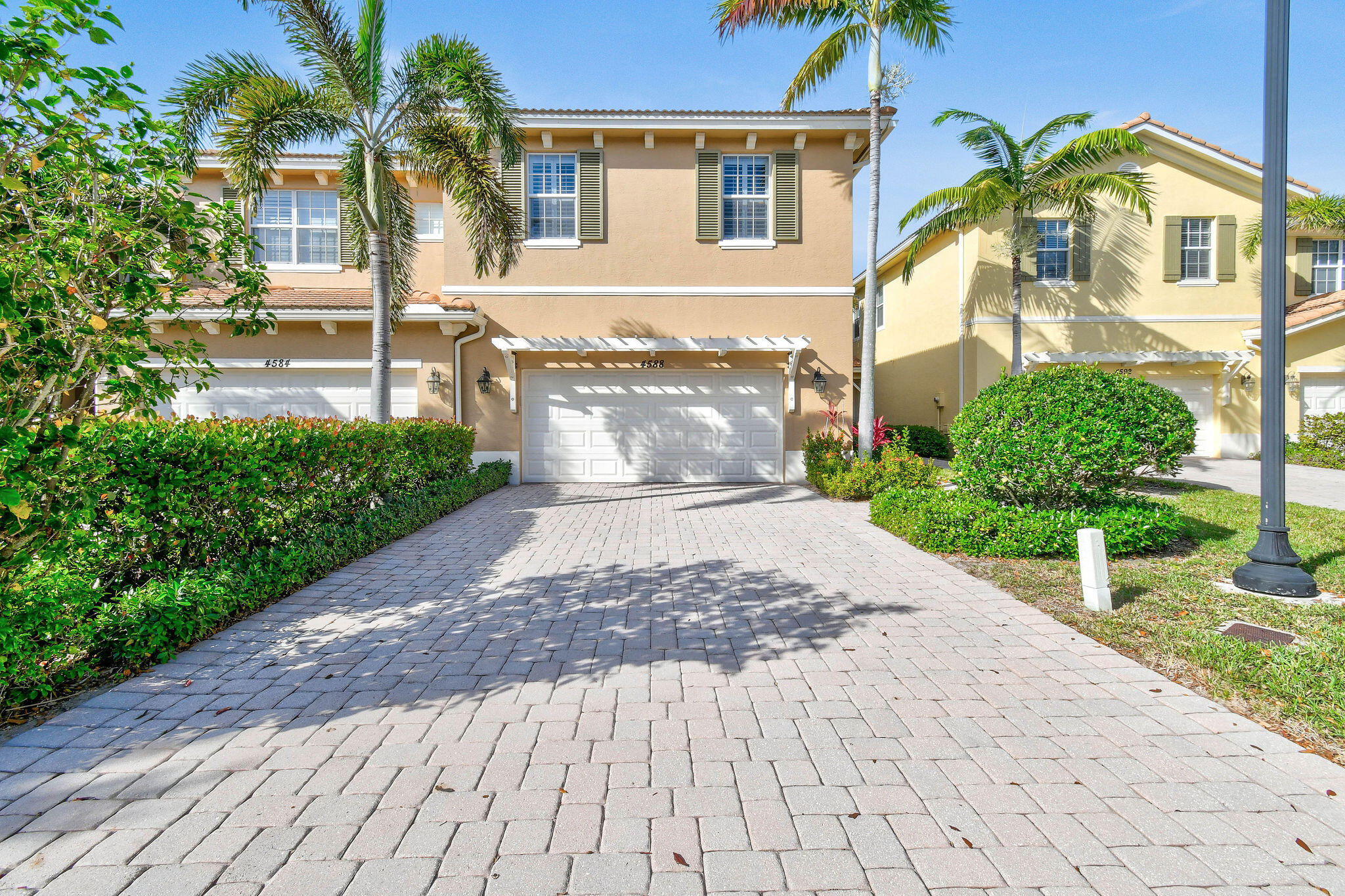 4588 Cadiz Circle