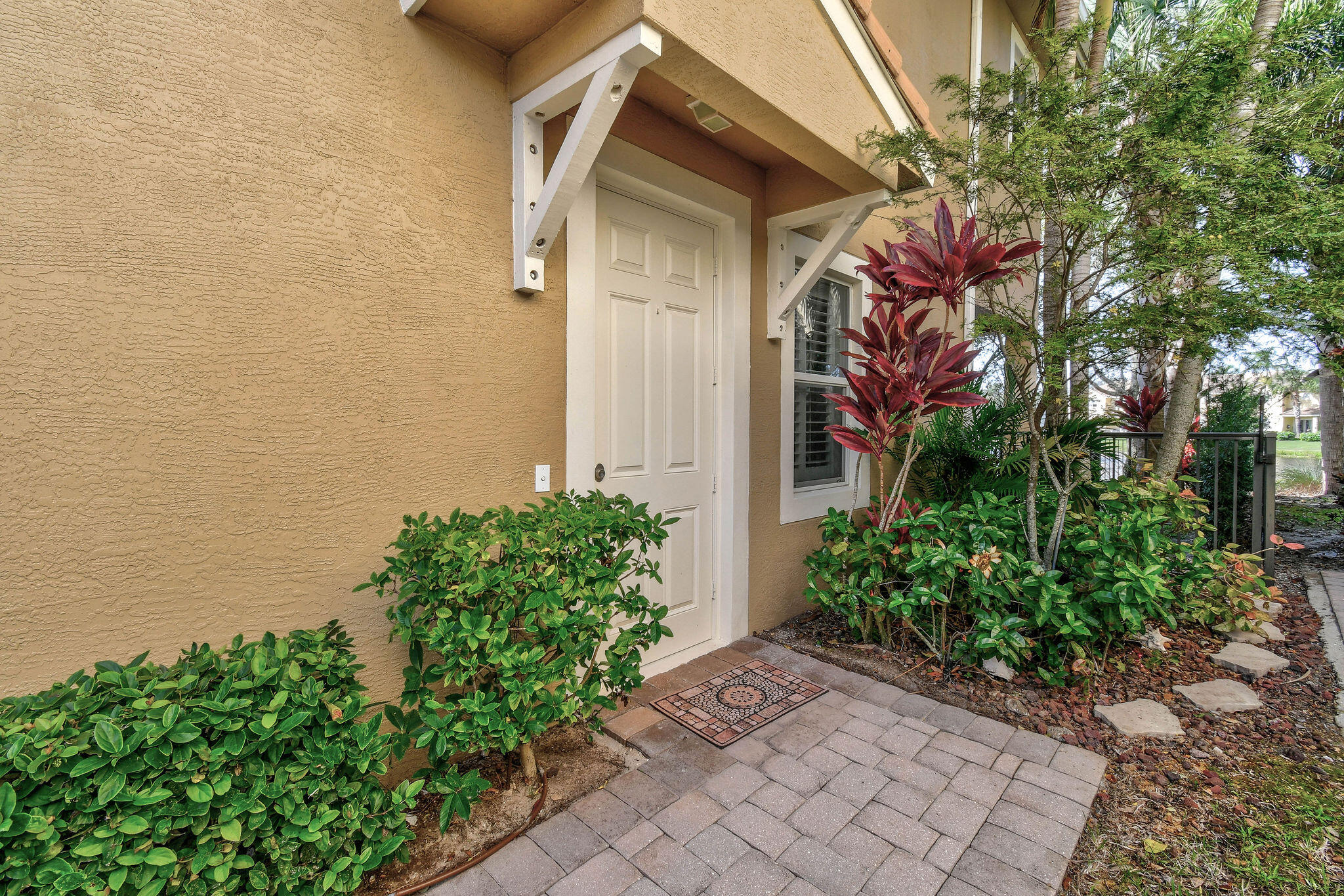 4588 Cadiz Circle