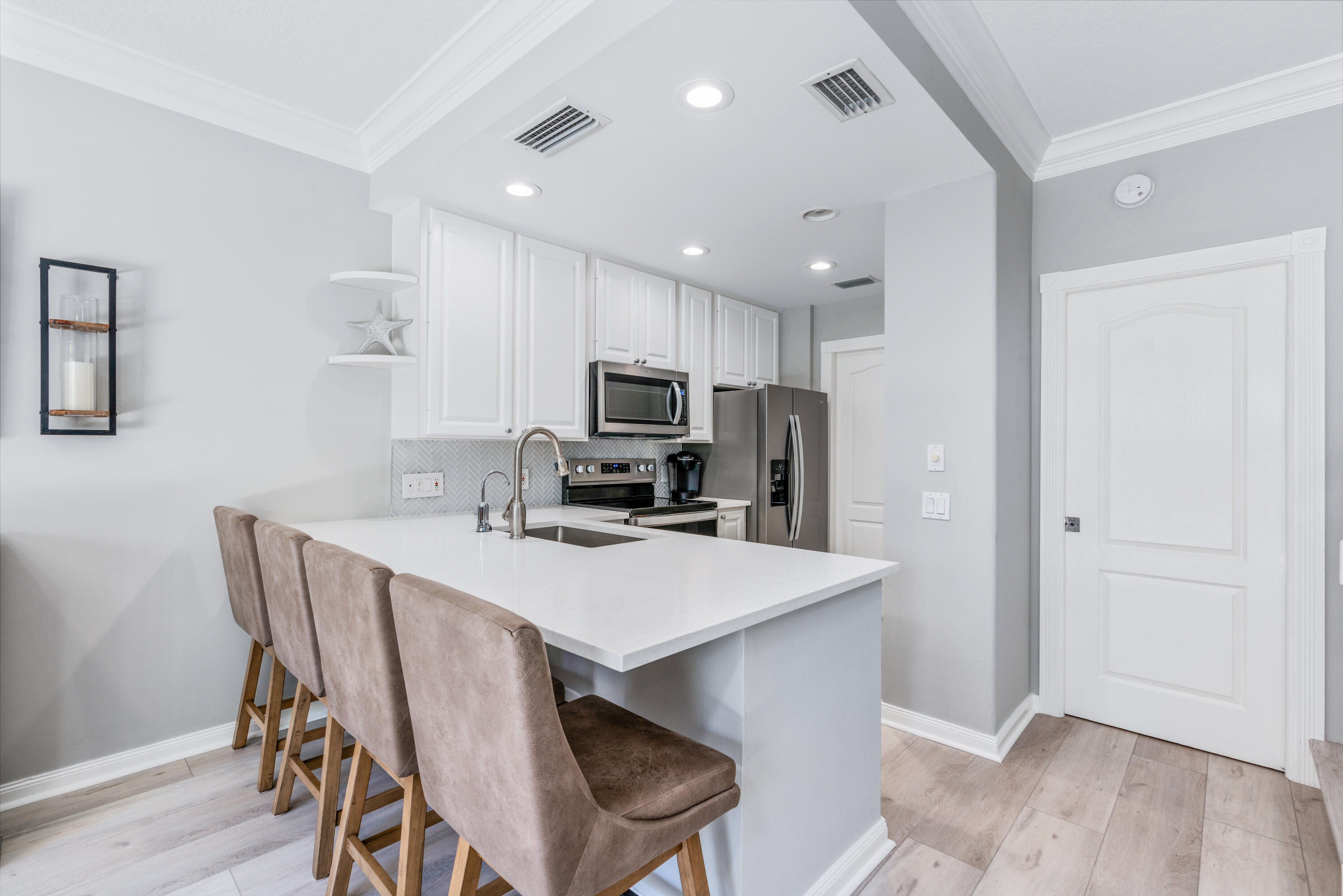 17 Oakleaf Court