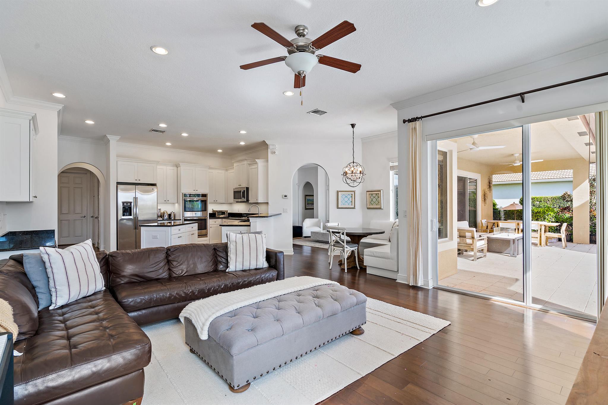 112 Manor Circle