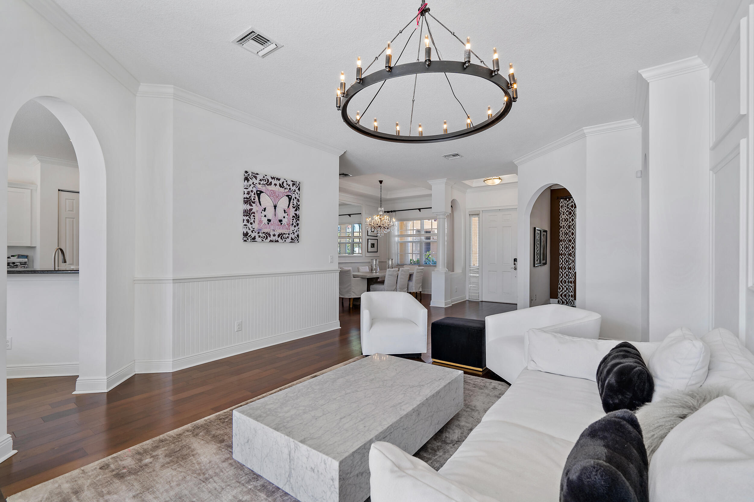 112 Manor Circle