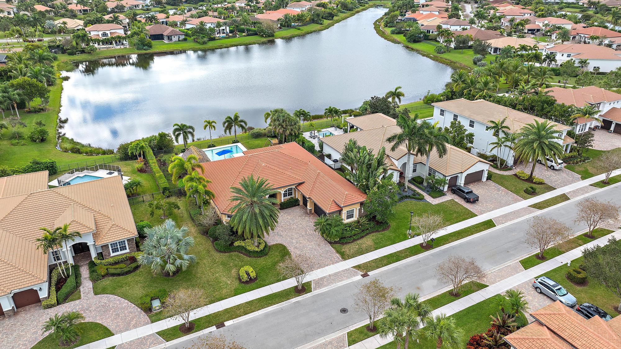 112 Manor Circle