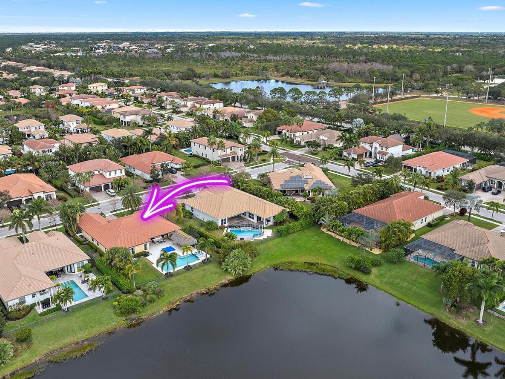 112 Manor Circle