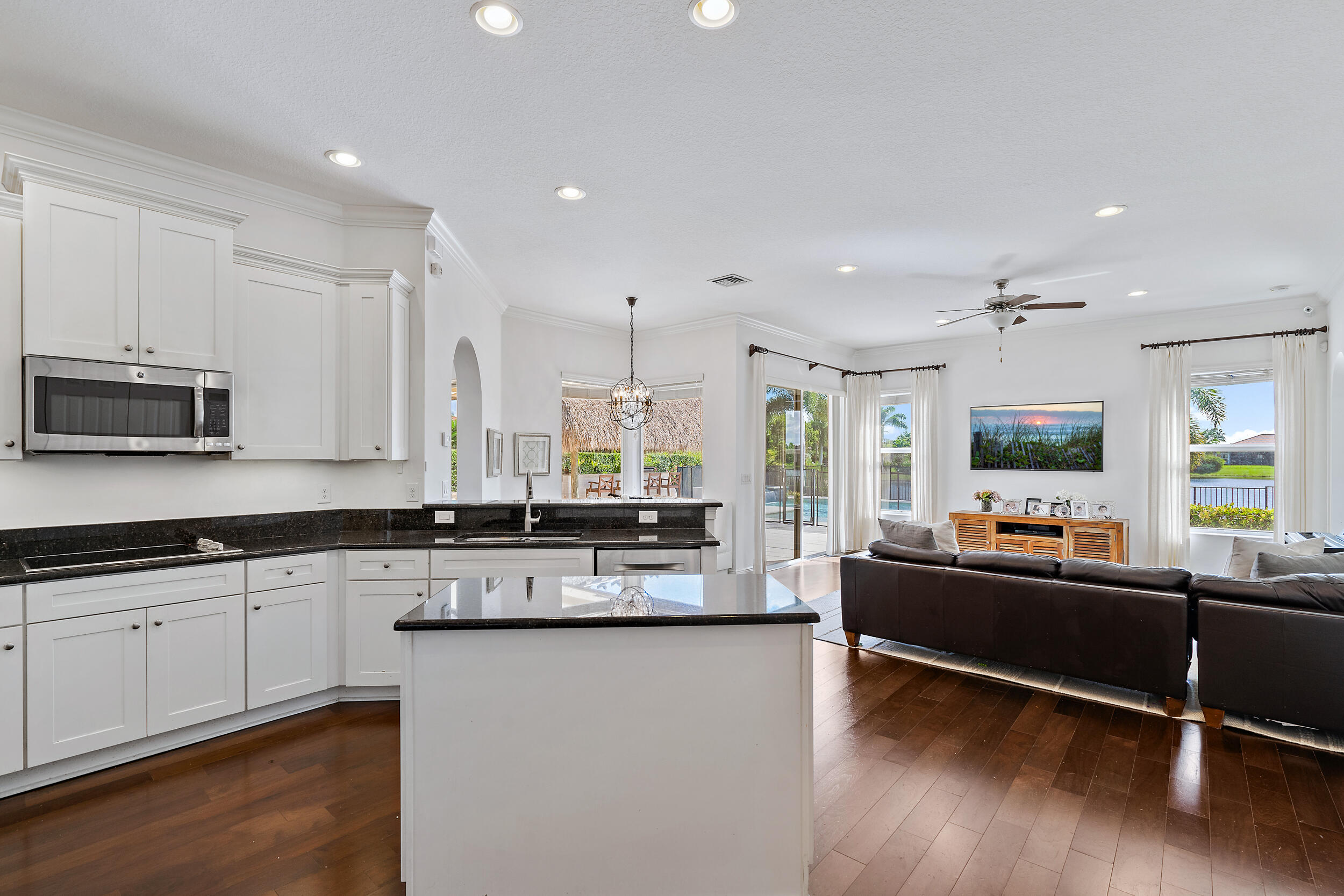112 Manor Circle
