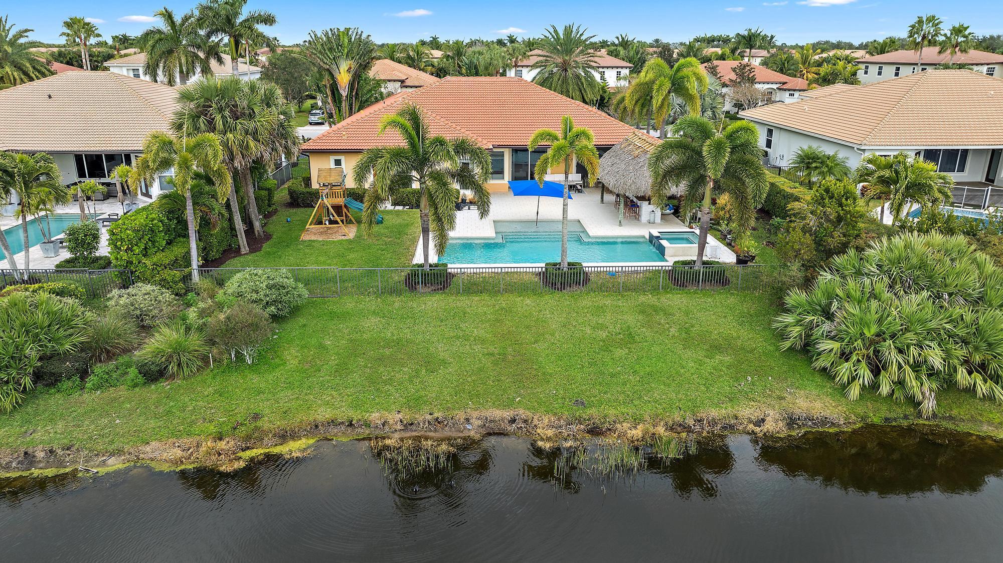 112 Manor Circle