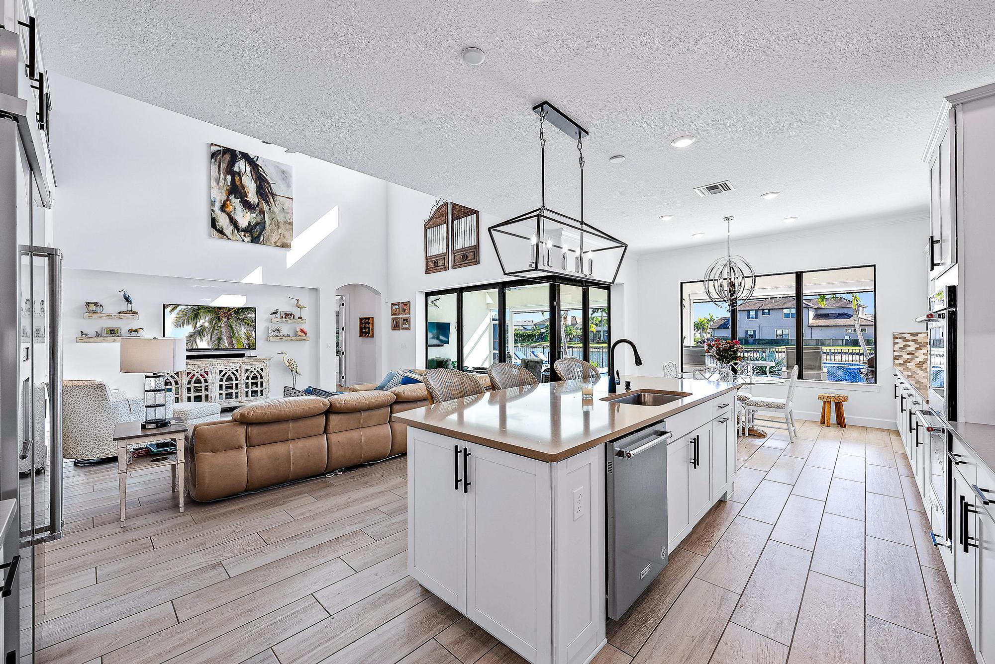 117 Cerulean Key Way