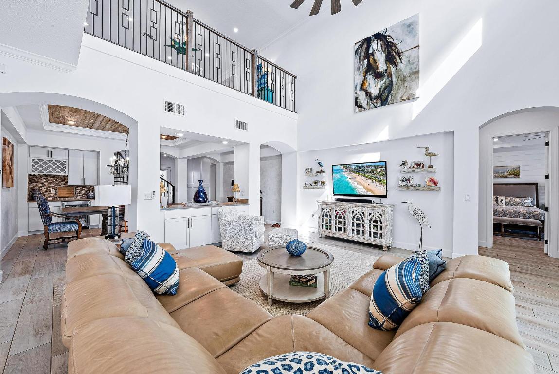 117 Cerulean Key Way