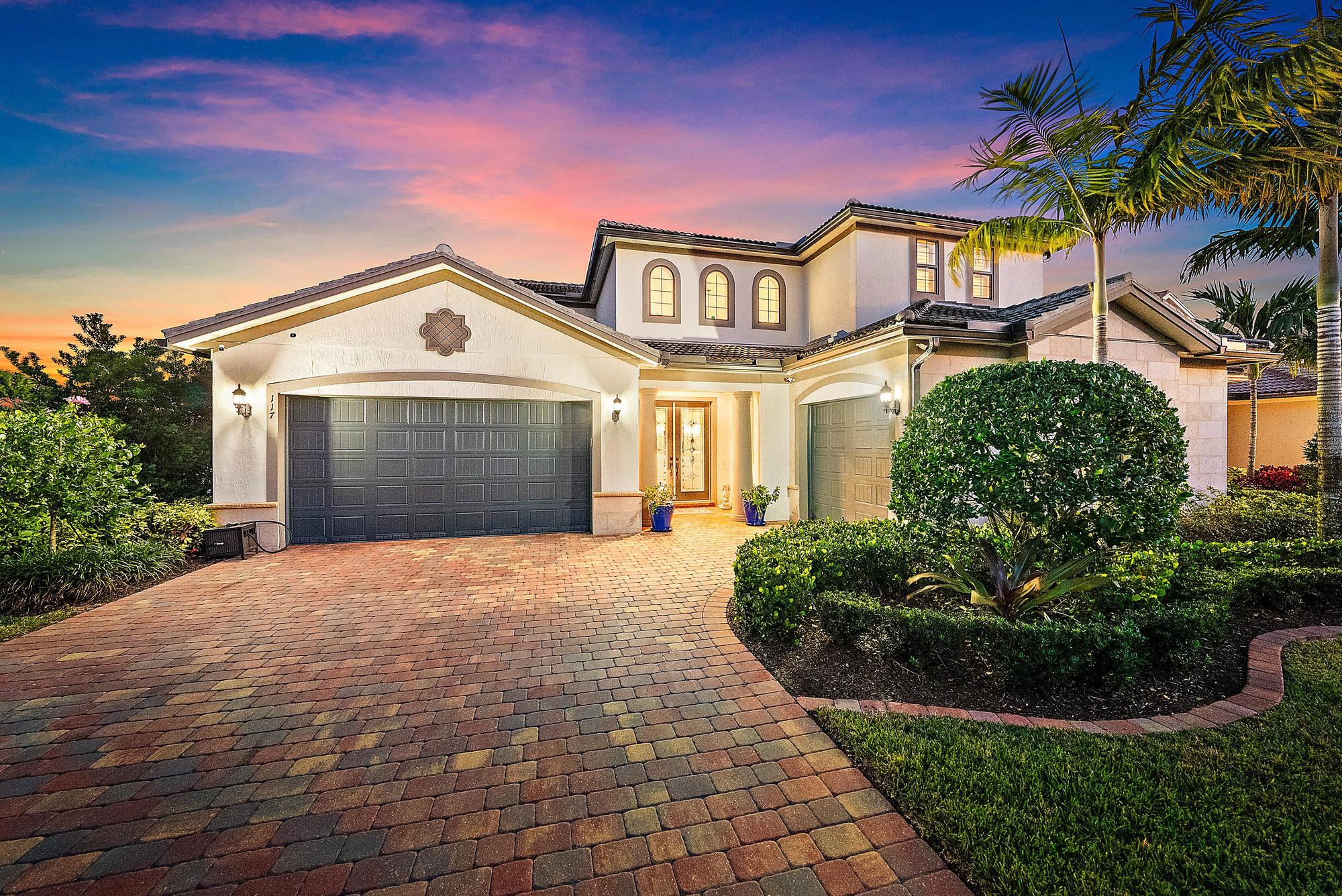 117 Cerulean Key Way