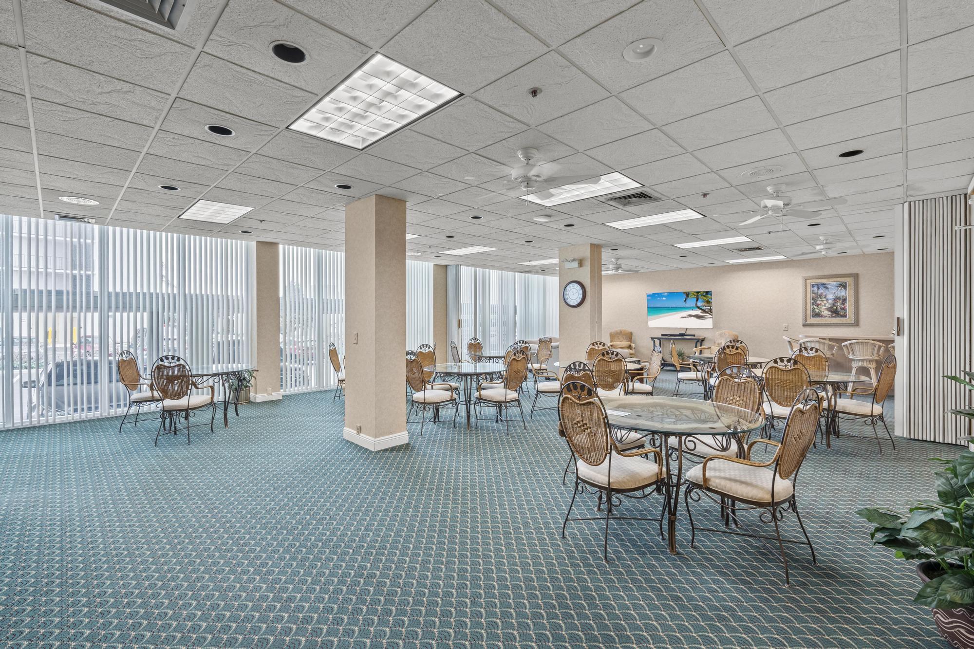 5440 N Ocean Drive 306