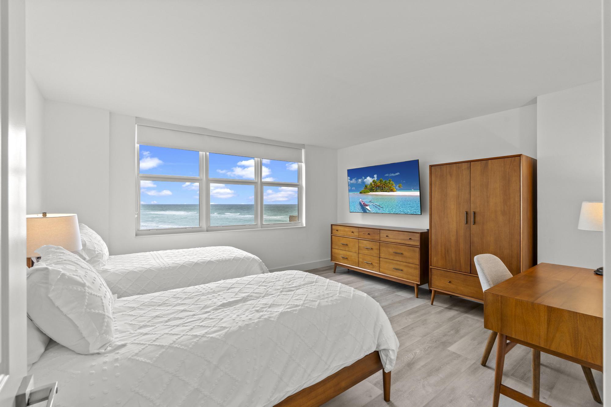 5440 N Ocean Drive 306
