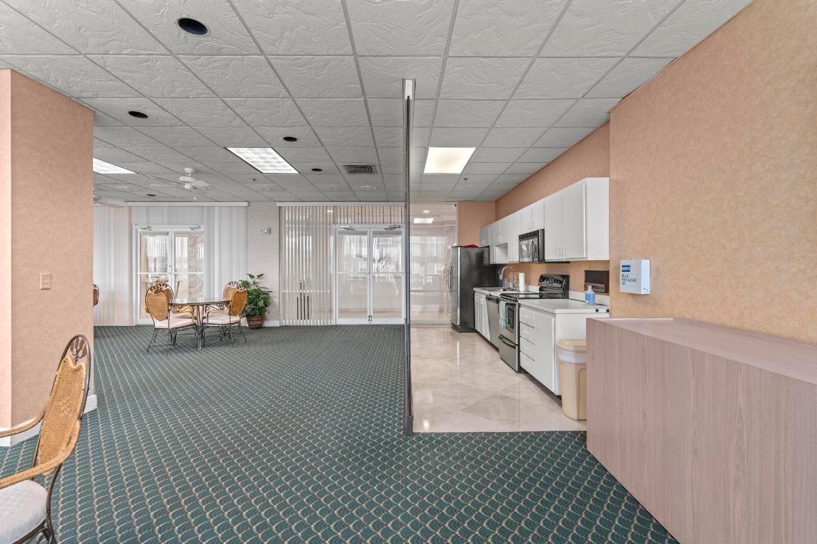 5440 N Ocean Drive 306