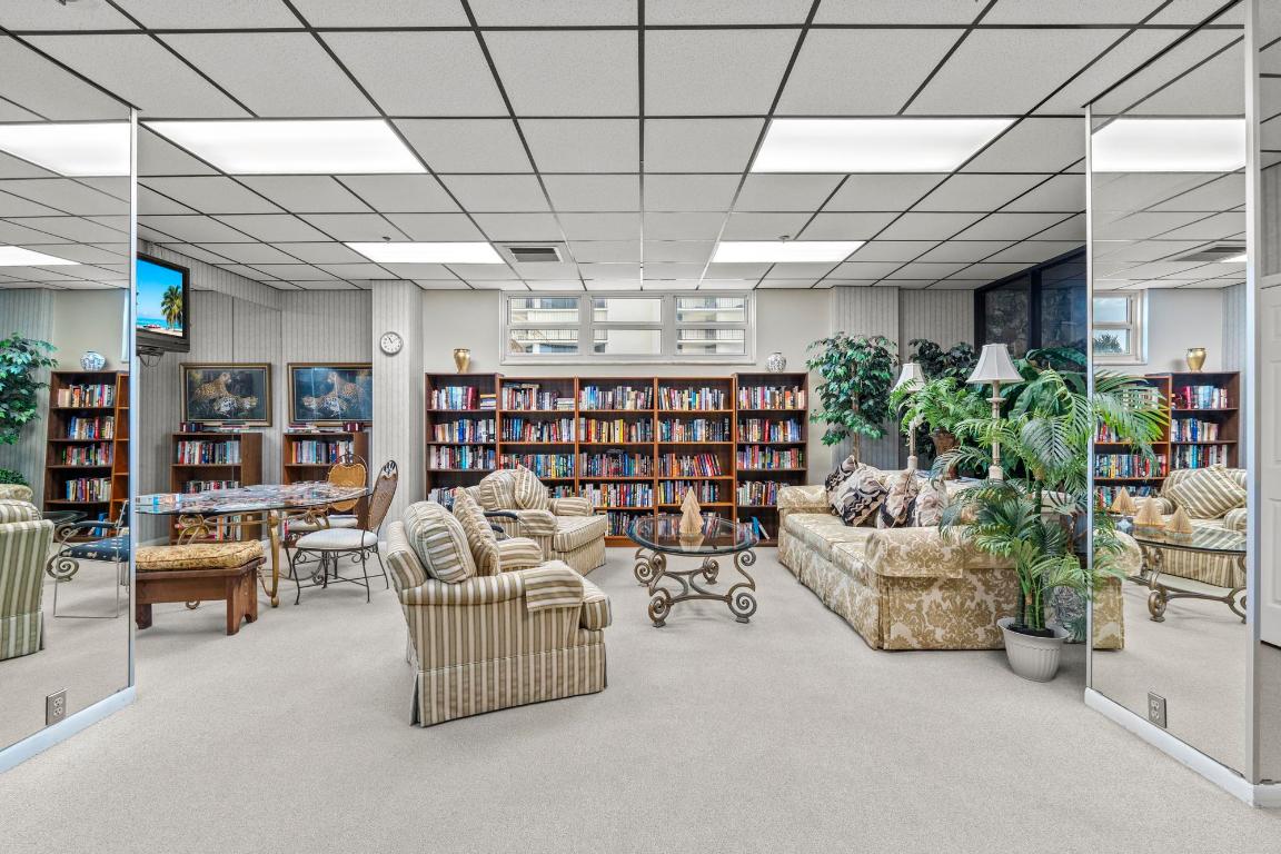 5440 N Ocean Drive 306