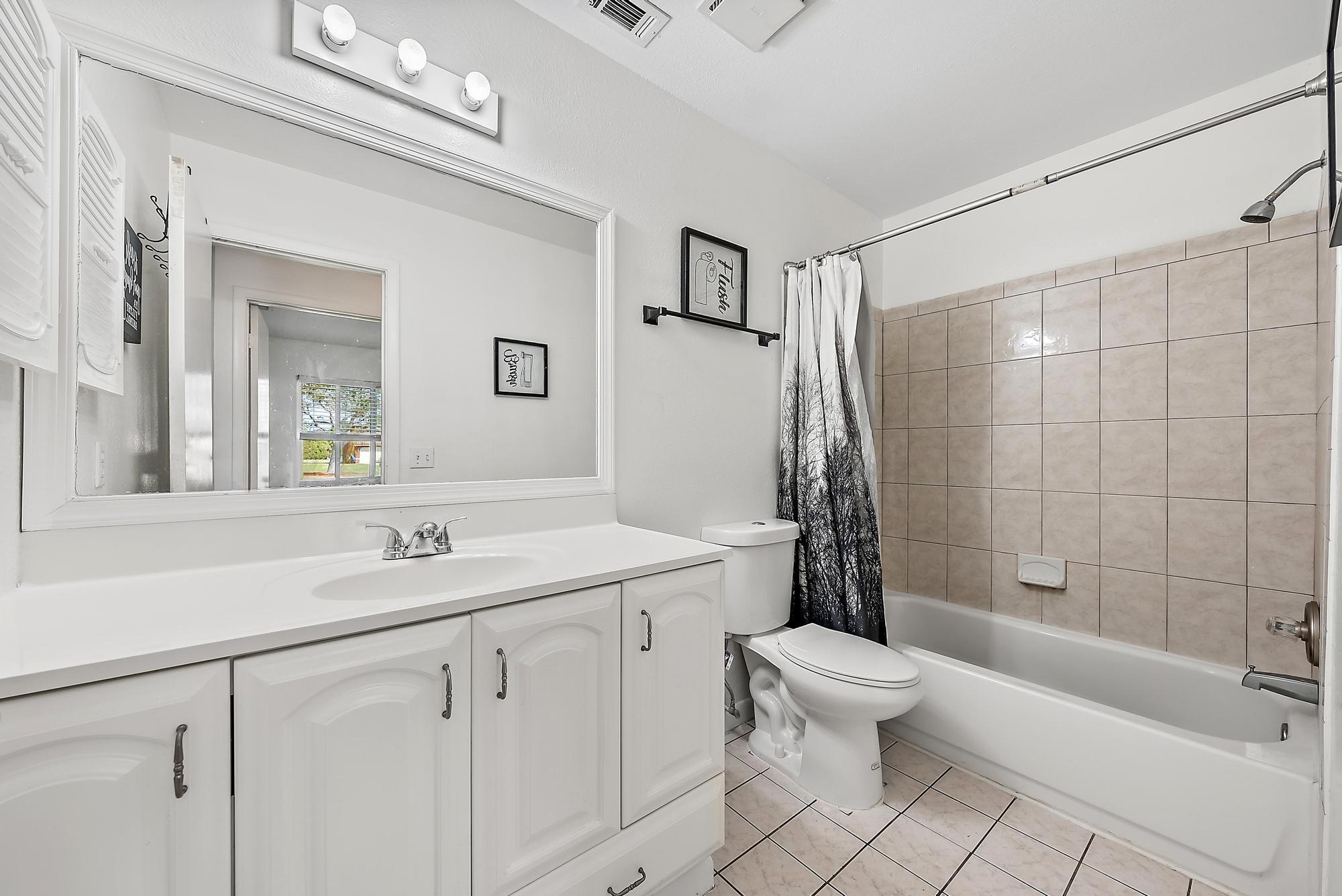 1974 SE Tiffany Avenue