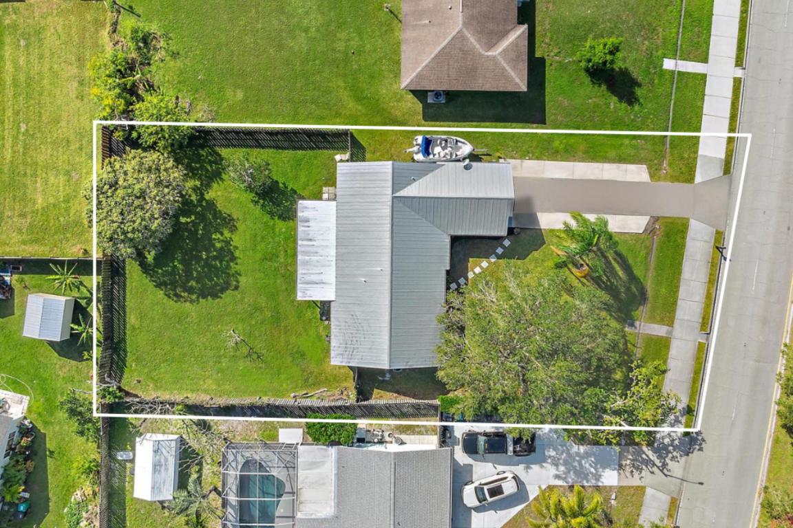 1974 SE Tiffany Avenue