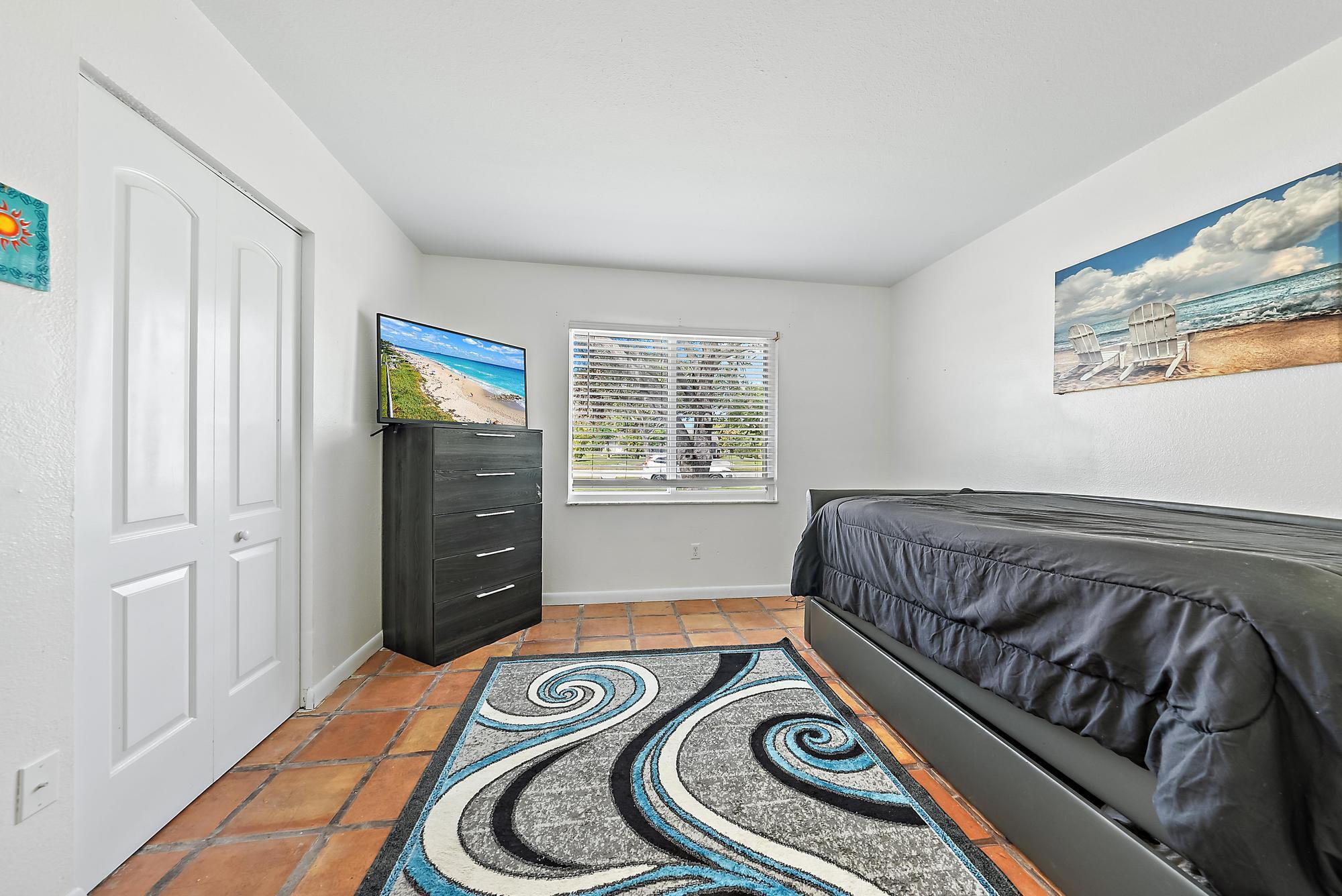 1974 SE Tiffany Avenue