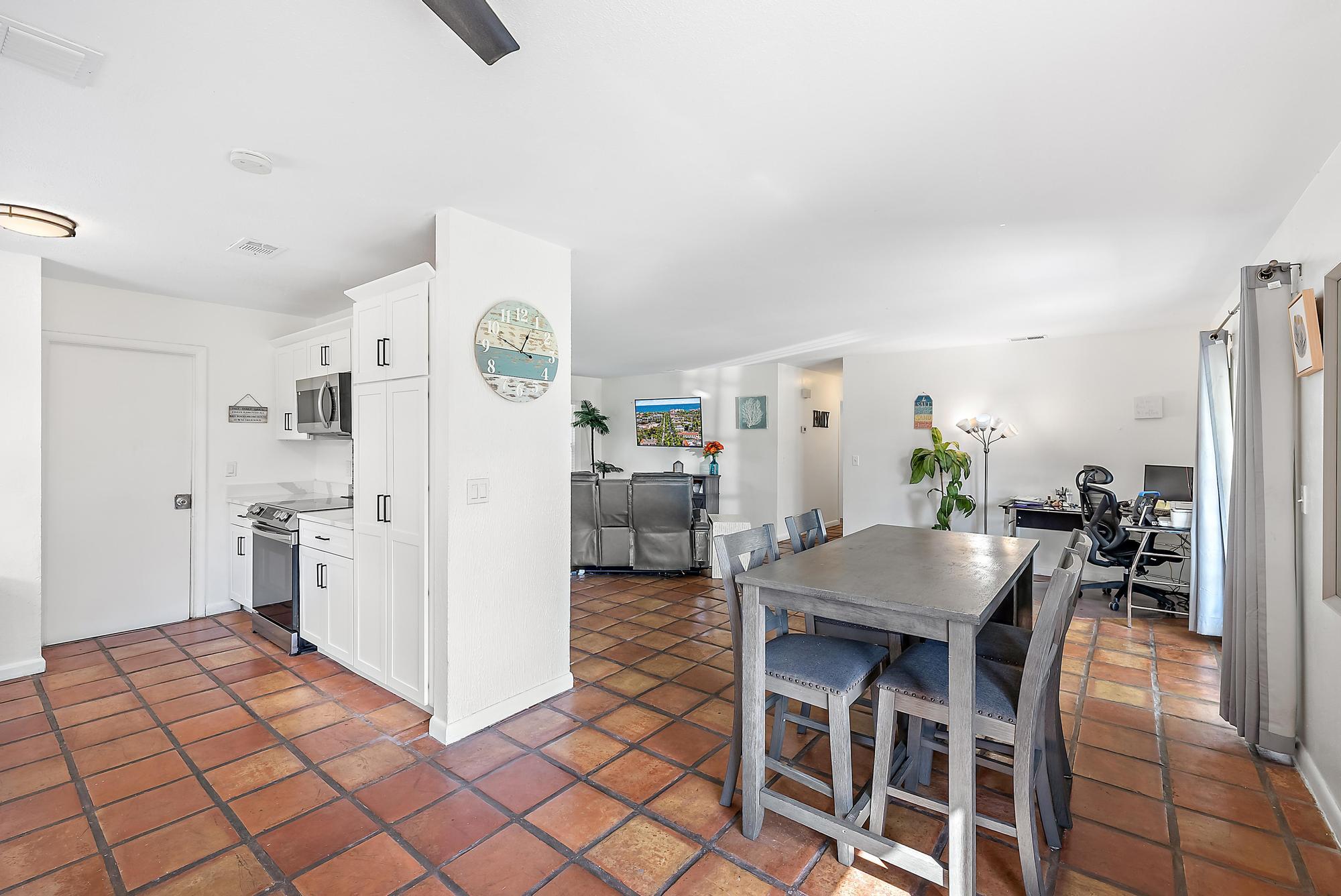 1974 SE Tiffany Avenue