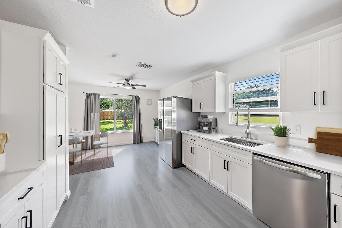 1974 SE Tiffany Avenue