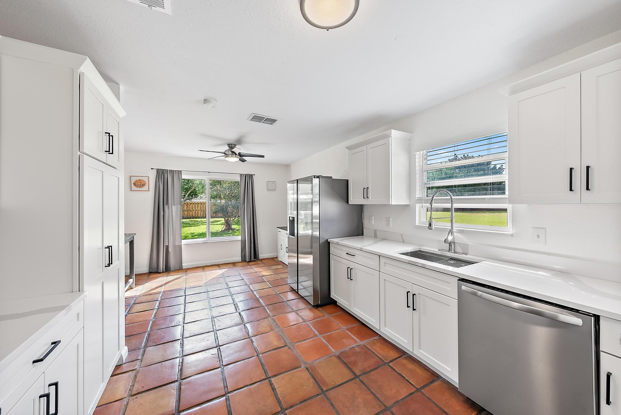 1974 SE Tiffany Avenue