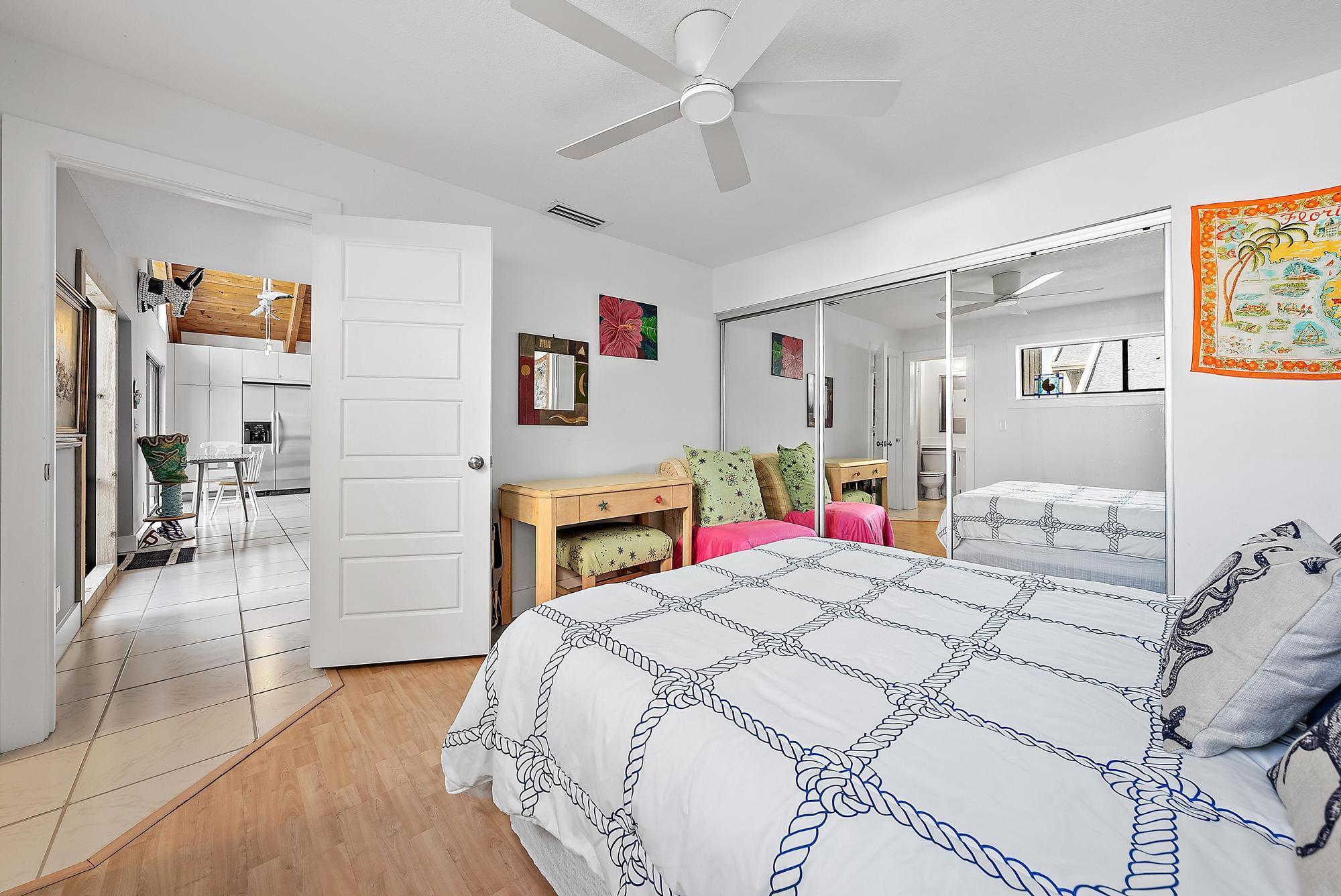 1605 S Us Highway 1 16f