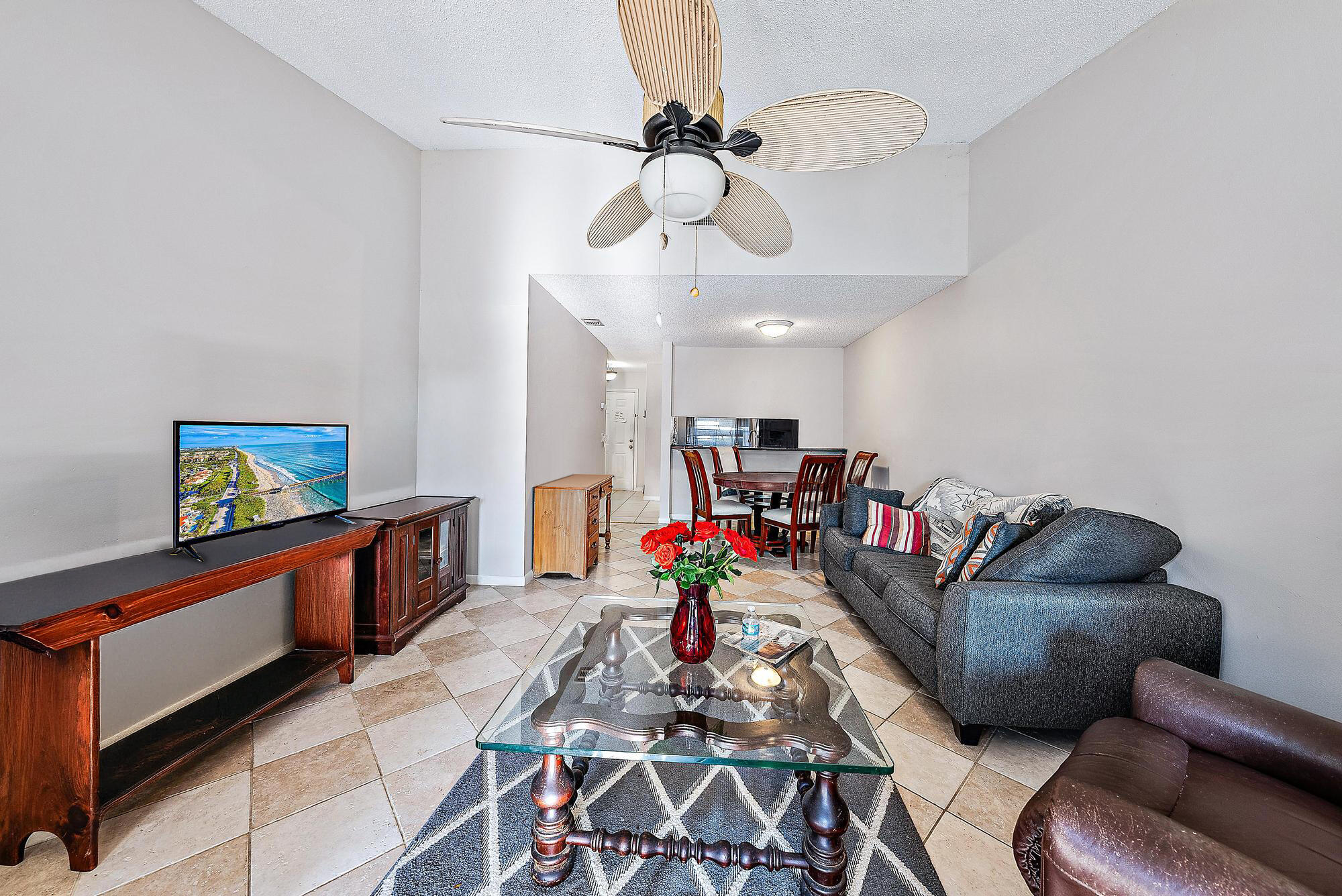 107 Oakwood Drive