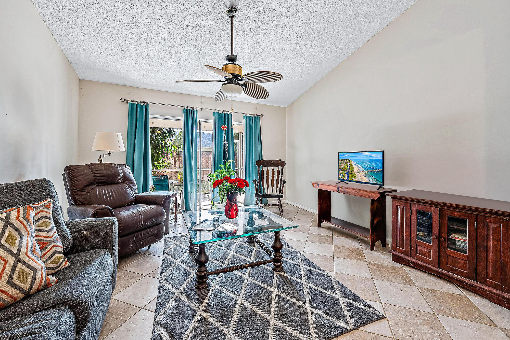107 Oakwood Drive