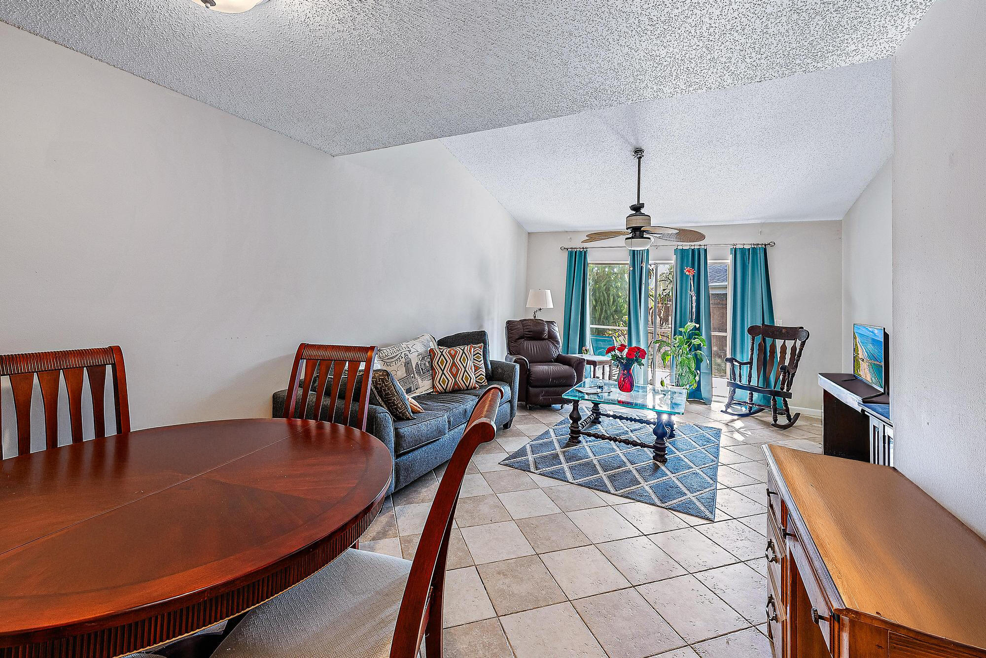 107 Oakwood Drive