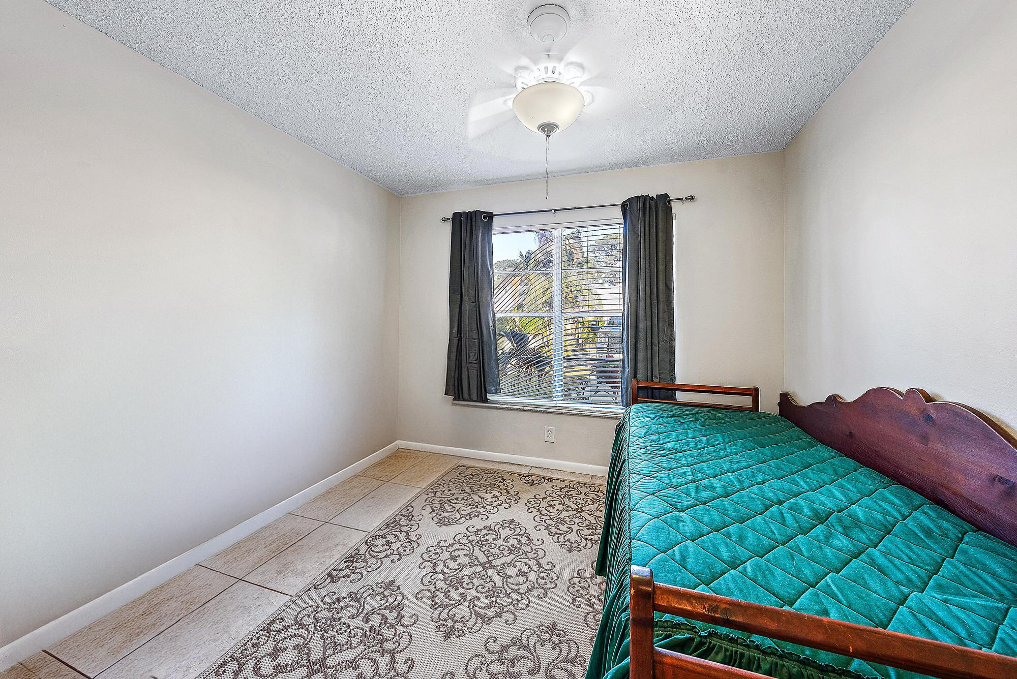 107 Oakwood Drive