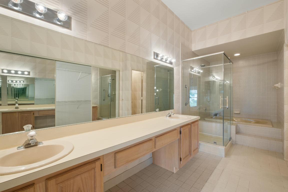 3046 Lucerne Park Drive 5621