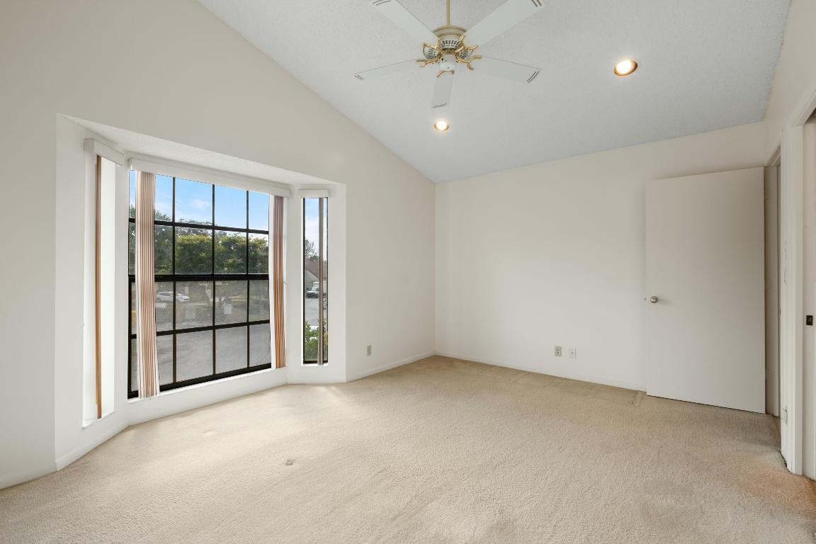 3046 Lucerne Park Drive 5621