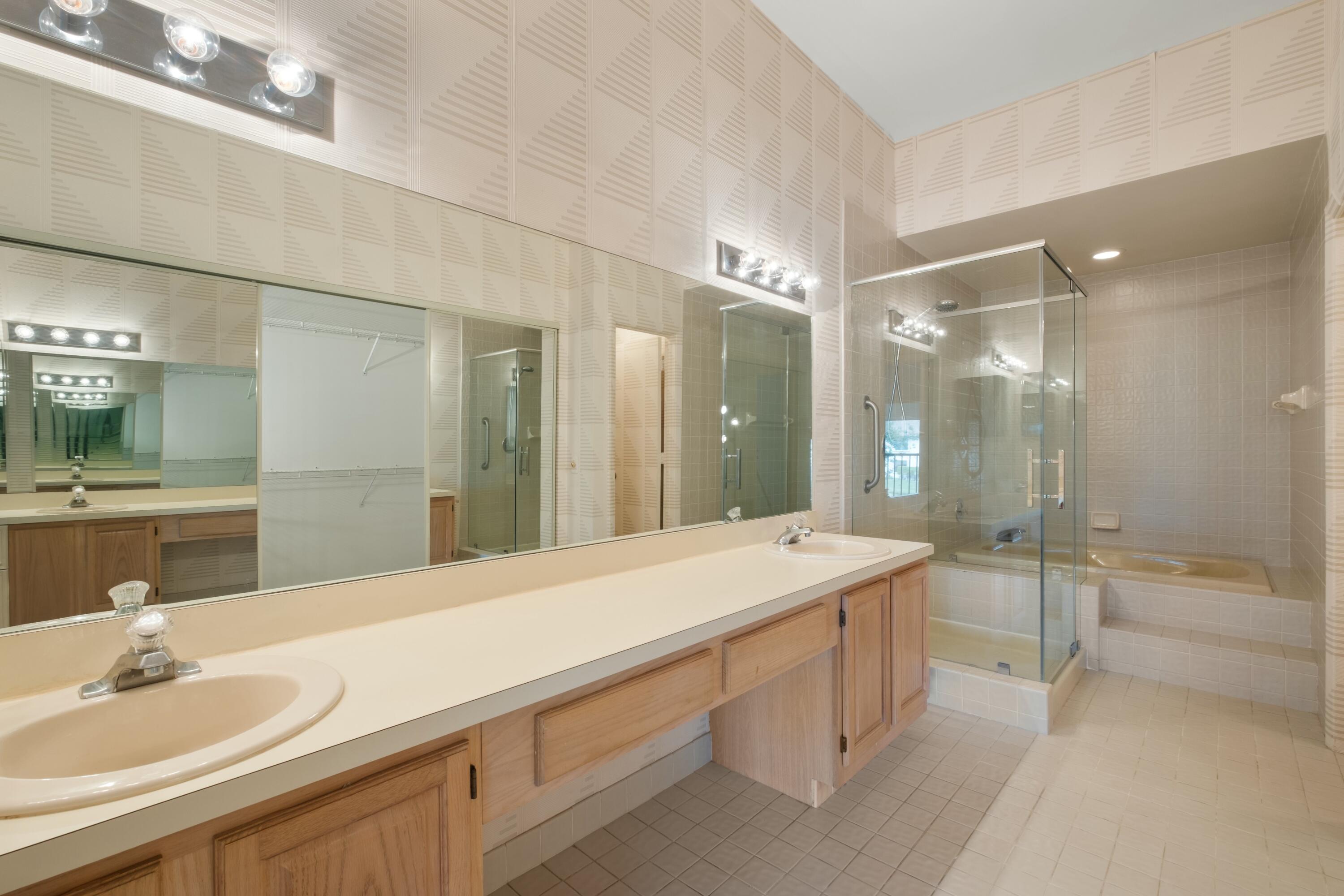 3046 Lucerne Park Drive 5621