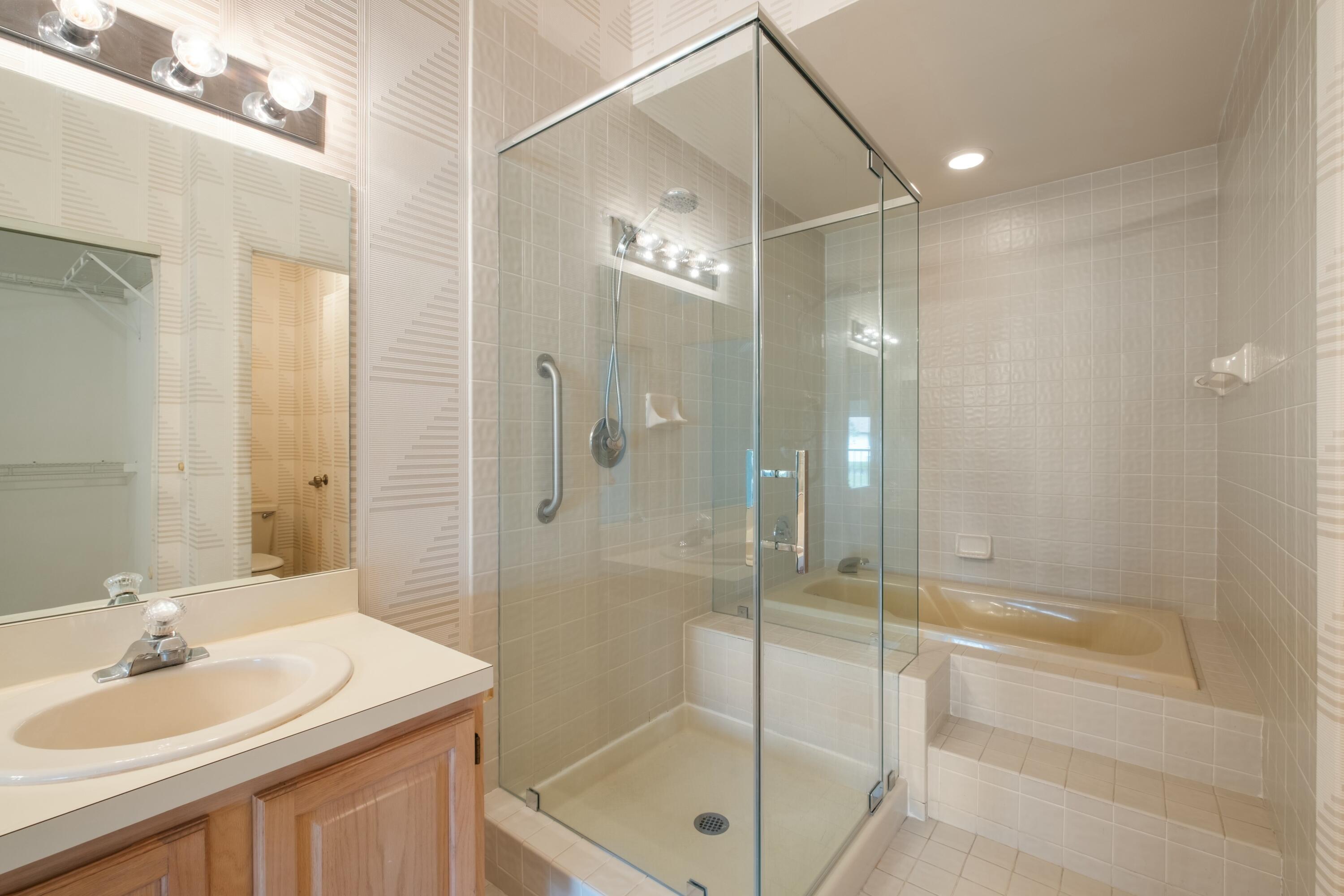 3046 Lucerne Park Drive 5621