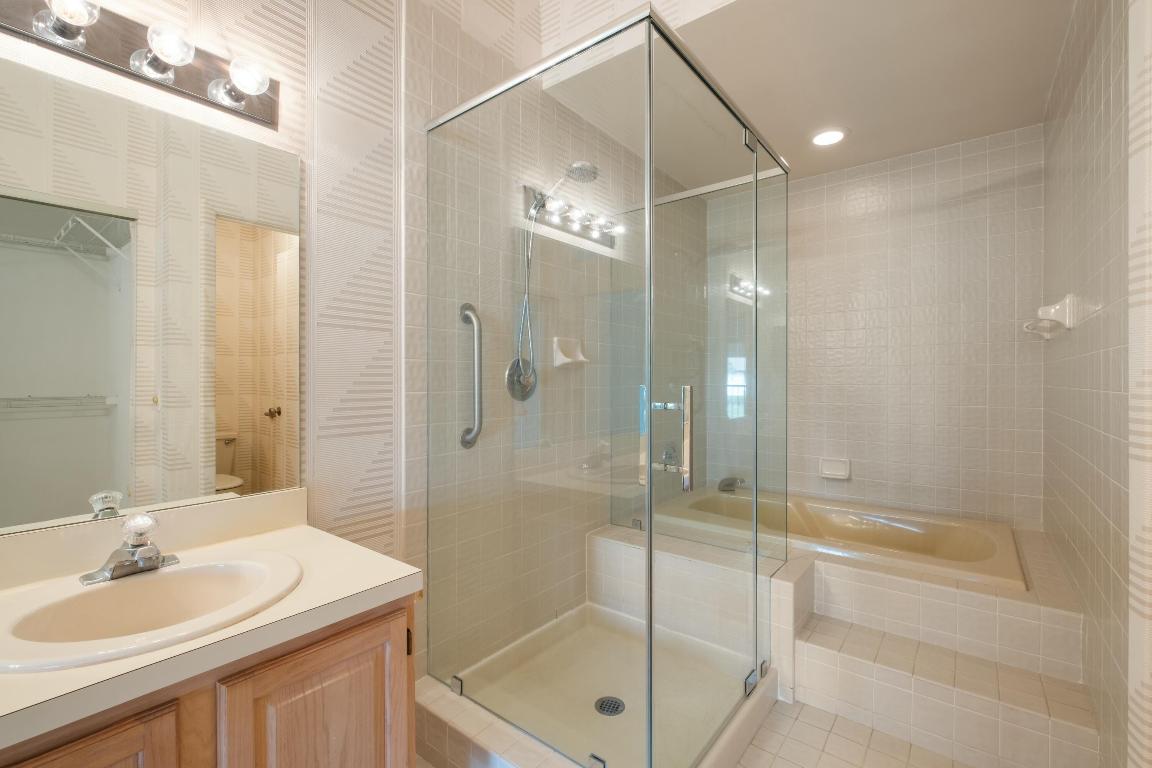 3046 Lucerne Park Drive 5621