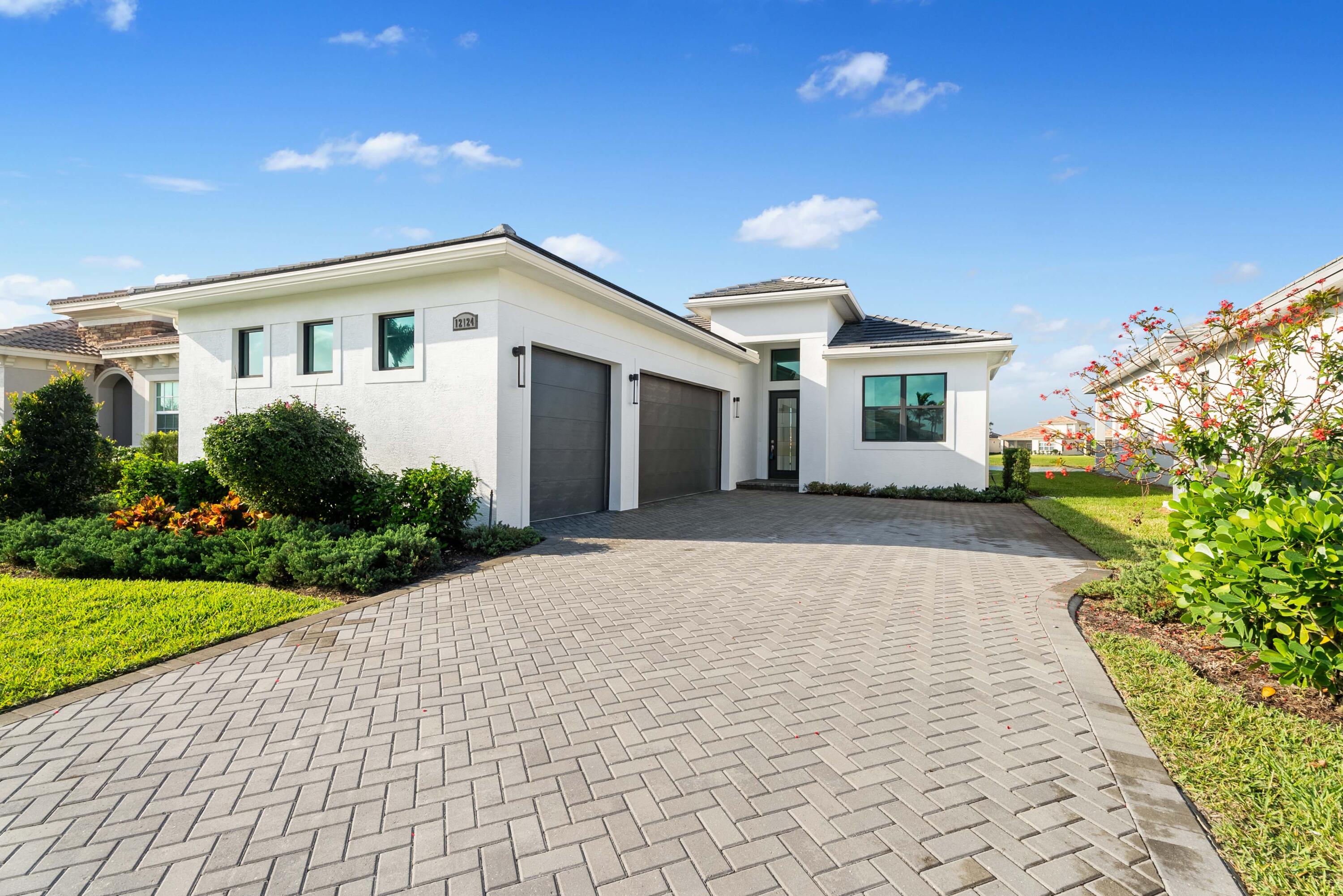 12124 SW Fortezza Way